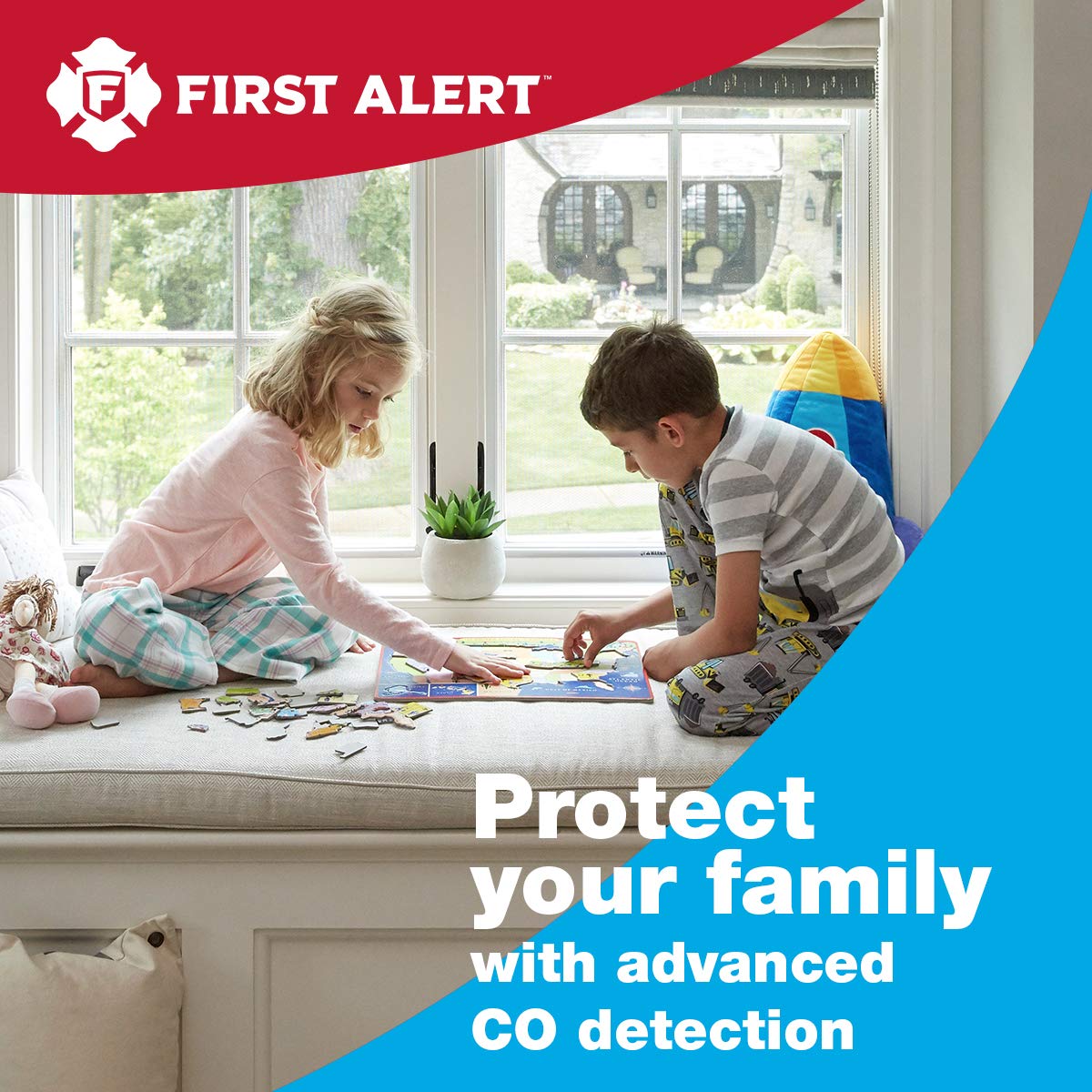 Plug in Carbon Monoxide Alarm with Digital Display T49669