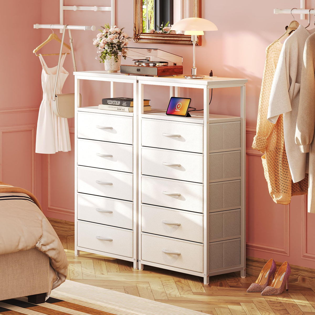 White 5 Drawer Dresser with Charging Station I69660