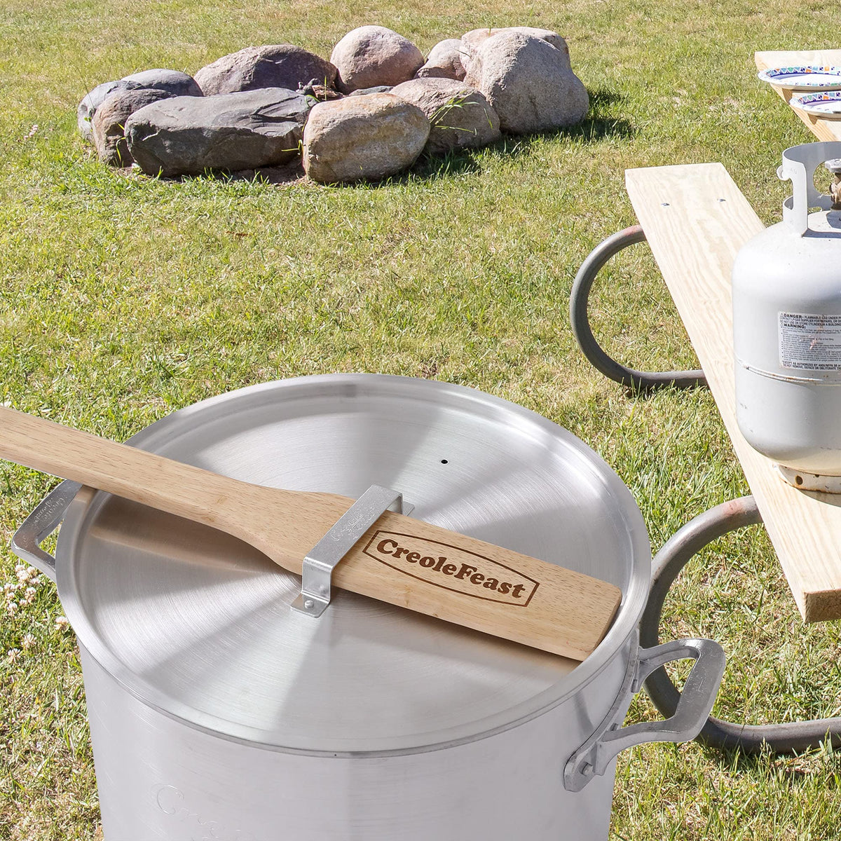 60 Qt. Seafood Boil Pot with Basket and Burner W4870